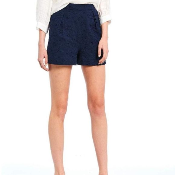 Cremieux Embroidered Pleated Navy Blue Jillian Figi Island Eyelet Short 8 Medium - Picture 2 of 8